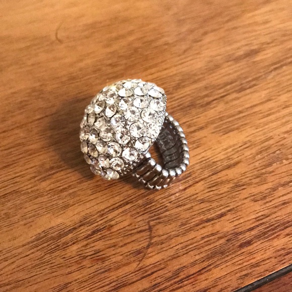 “Diamond” cocktail ring - Picture 2 of 4
